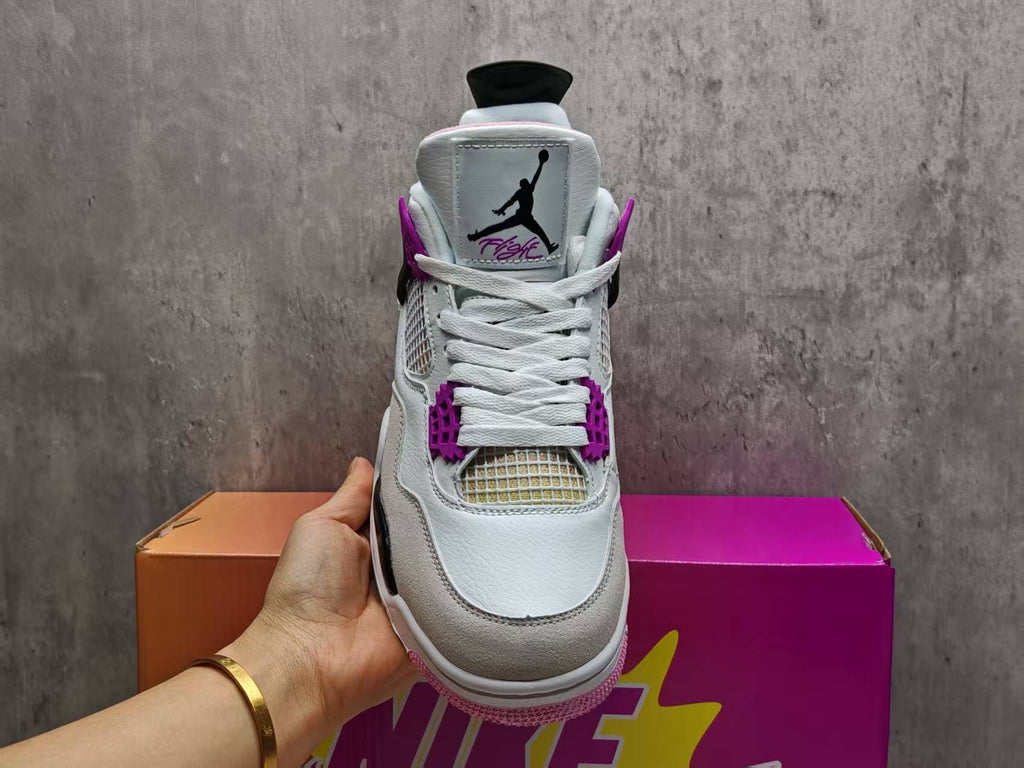 Air Jordan 4 Retro Comic JA1135-100 | Panel Pop