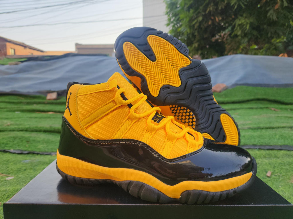 Air Jordan 11 | City Interlude