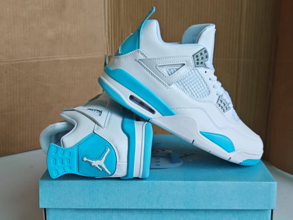 Air Jordan 4 Retro Aluminum HV0823-100 | Glacial Outlook