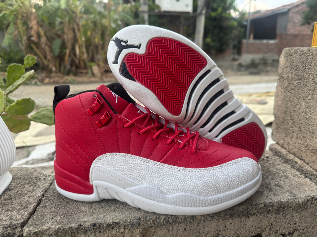 Air Jordan 12 Retro White Red | Scarlet Switchback