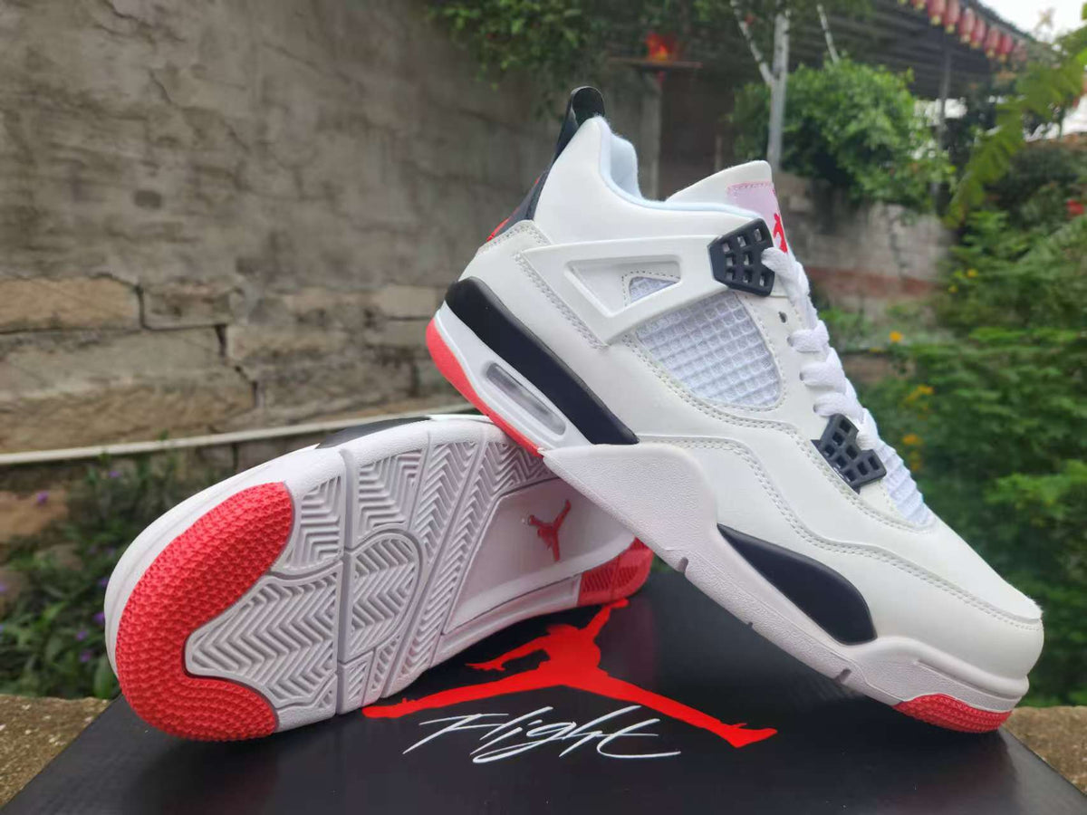 Air Jordan 4 Retro White-Red | Scarlet Outline