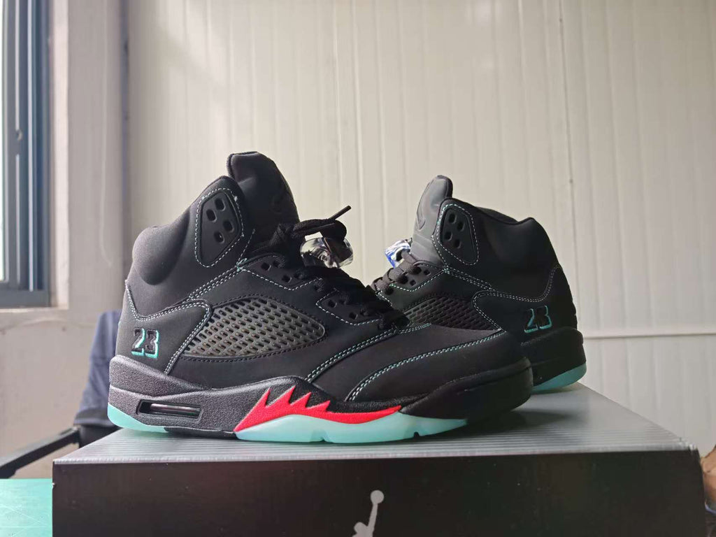 Air Jordan 5 Halloween | Midnight Mischief