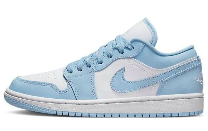 Air Jordan 1 Low Women's 'Ice Blue' | Blue Hour Drift DC0774-141