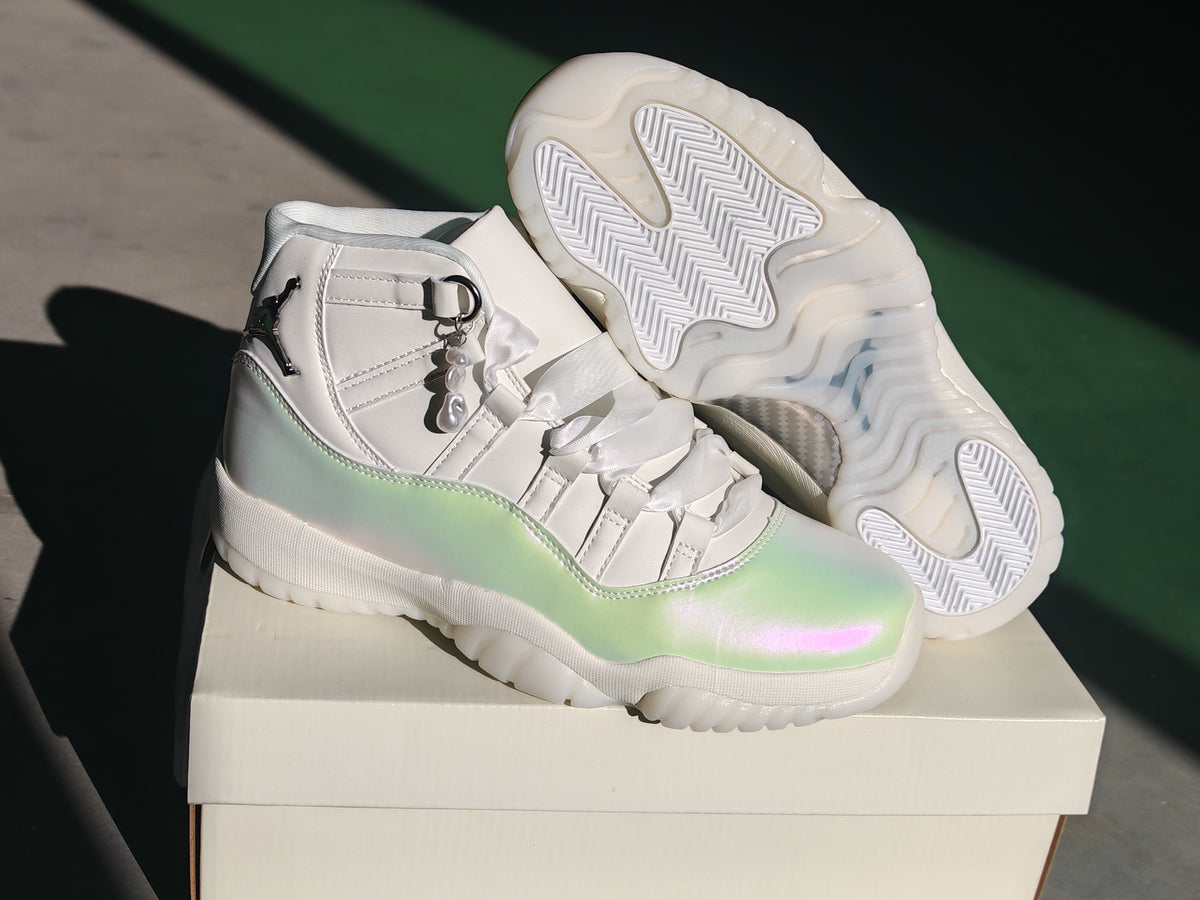 Air Jordan 11 Retro Pearl Grey AR0715-110 | Pearl Meridian