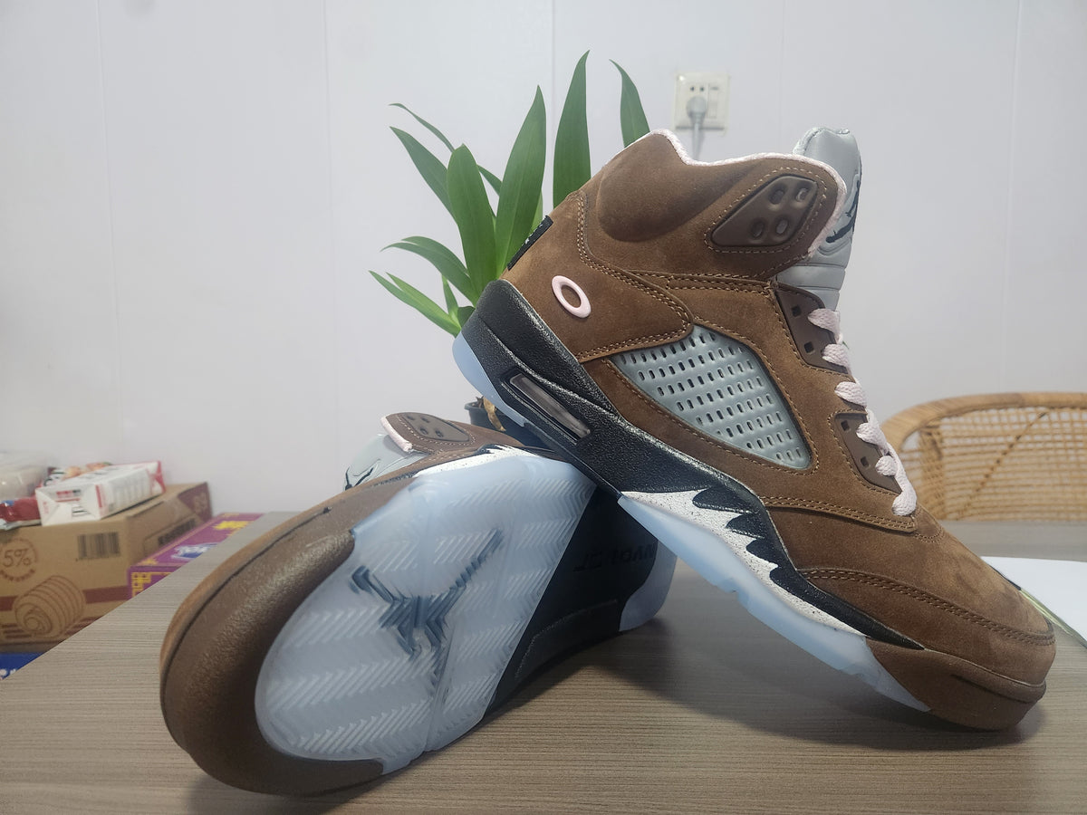 Air Jordan 5 | Offbeat District